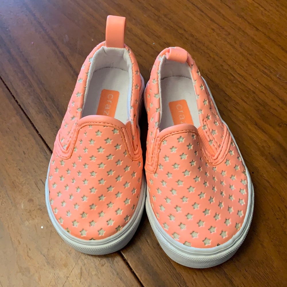 NWOT Crazy 8 Star Sneakers